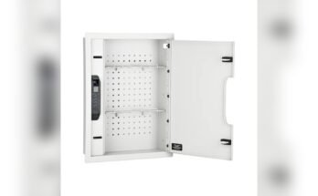 Do Biometric Rifle Safes Work With Wet Or Dirty Fingers?