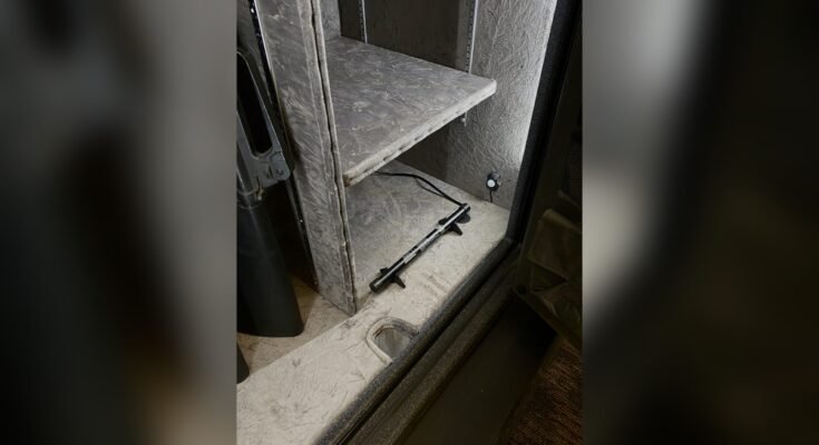 Do Long Gun Safes Require a Dehumidifier?